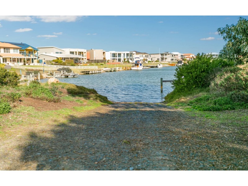 2 Ariel Court, Hindmarsh Island SA 5214