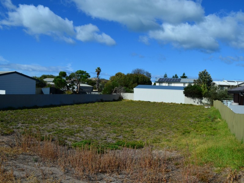 61 Neighbour Avenue, Goolwa Beach SA 5214