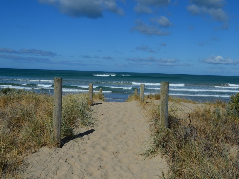 61 Neighbour Avenue, Goolwa Beach SA 5214