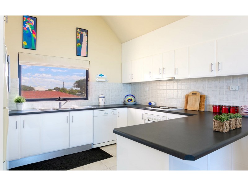33 Padman Crescent, Middleton SA 5213