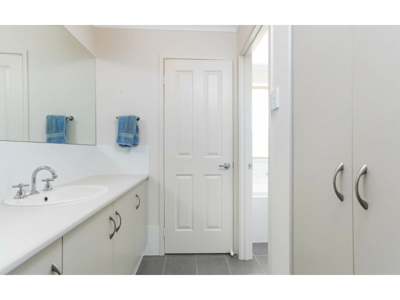 17 Classic Court, Port Elliot SA 5212