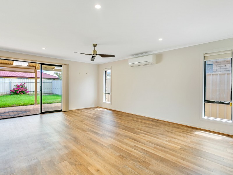 9 Spinnaker Court, Aldinga Beach SA 5173