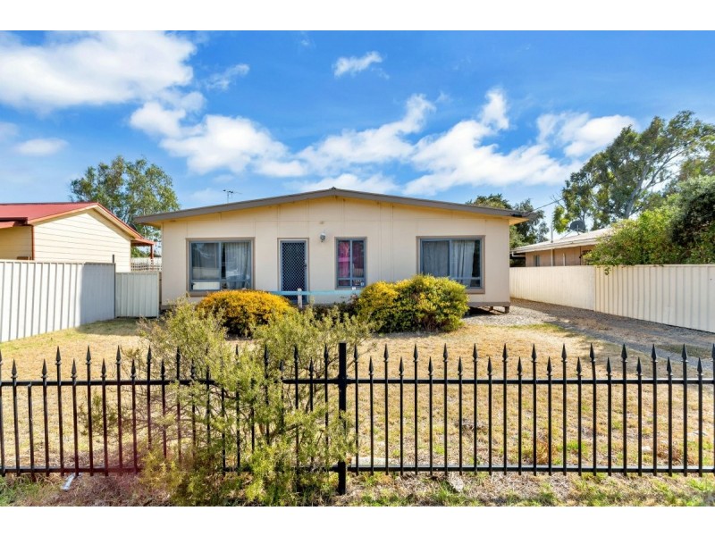 13 Gordon Street, Aldinga Beach SA 5173