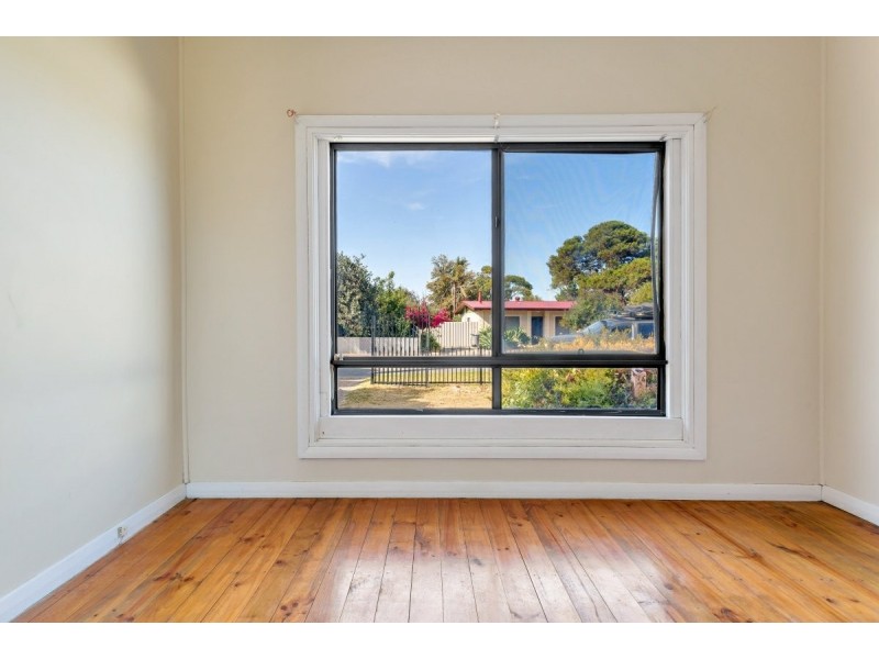 13 Gordon Street, Aldinga Beach SA 5173