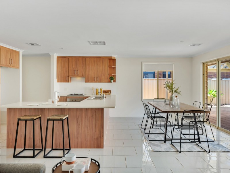 6 Halcyon Circuit, Aldinga Beach SA 5173
