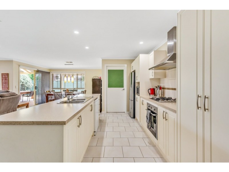 4 Ochre Drive, Aldinga Beach SA 5173