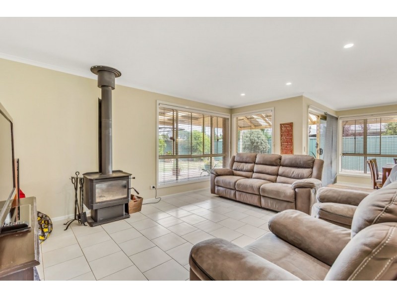 4 Ochre Drive, Aldinga Beach SA 5173