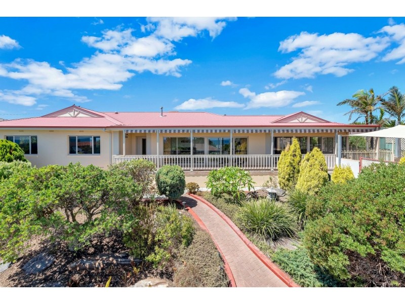 36 Wootoona Avenue, Christies Beach SA 5165