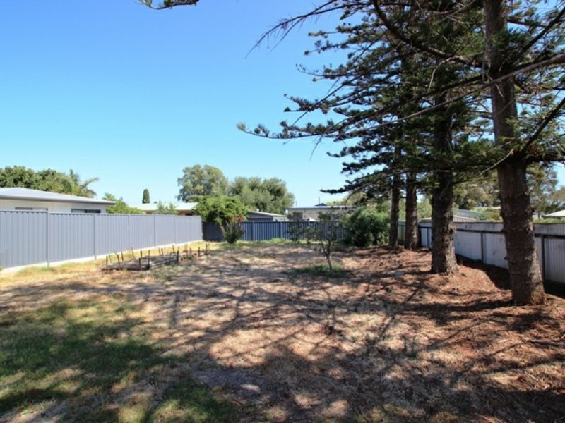 12 Croser Avenue, Aldinga Beach SA 5173