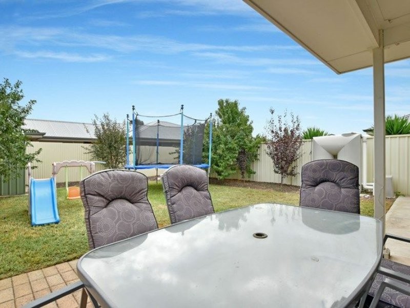 6 Karen Court, Morphett Vale SA 5162