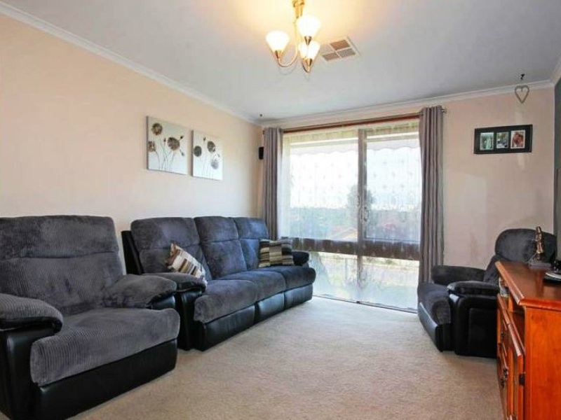 19 Arcturus Avenue, Huntfield Heights SA 5163
