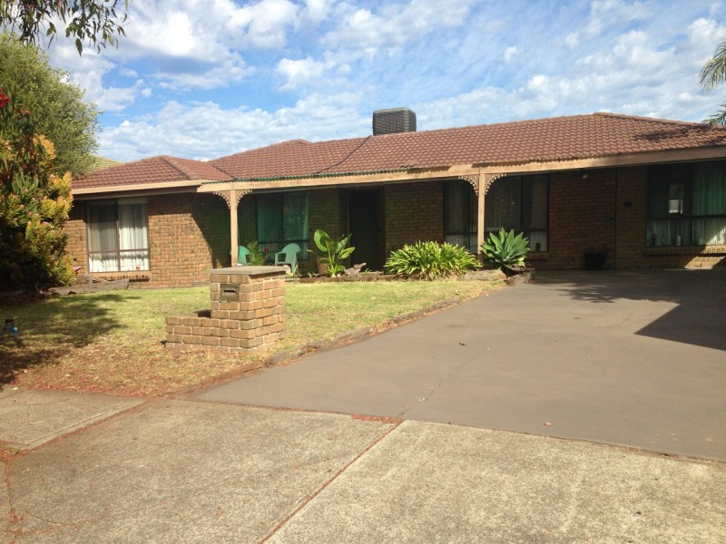 3 Hendrix Crescent, Woodcroft SA 5162