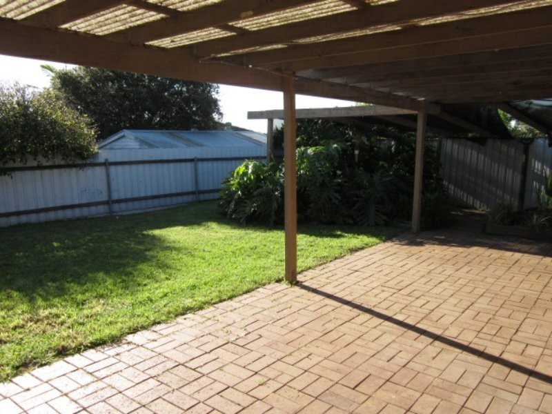 3 Hendrix Crescent, Woodcroft SA 5162