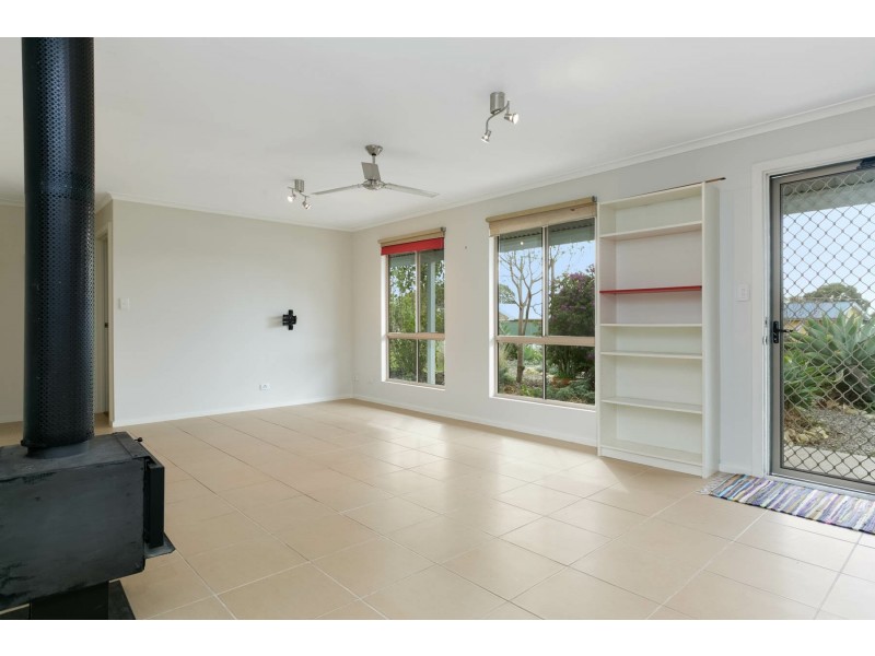 15 Heggaton Road, Goolwa Beach SA 5214