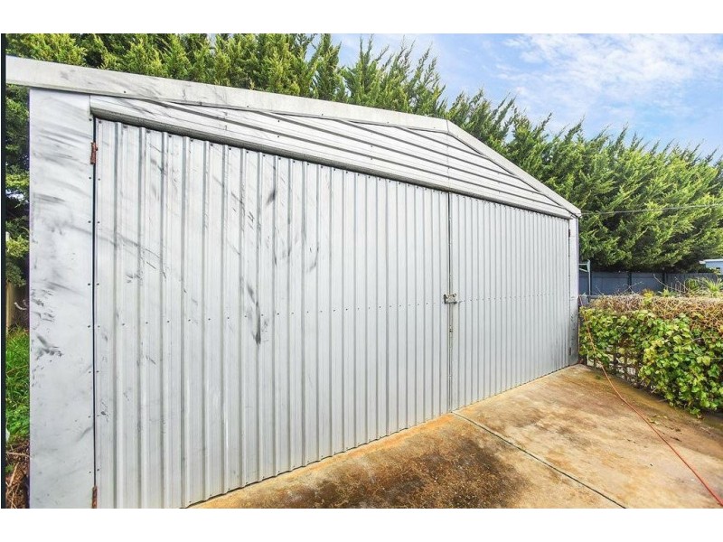 15 Heggaton Road, Goolwa Beach SA 5214
