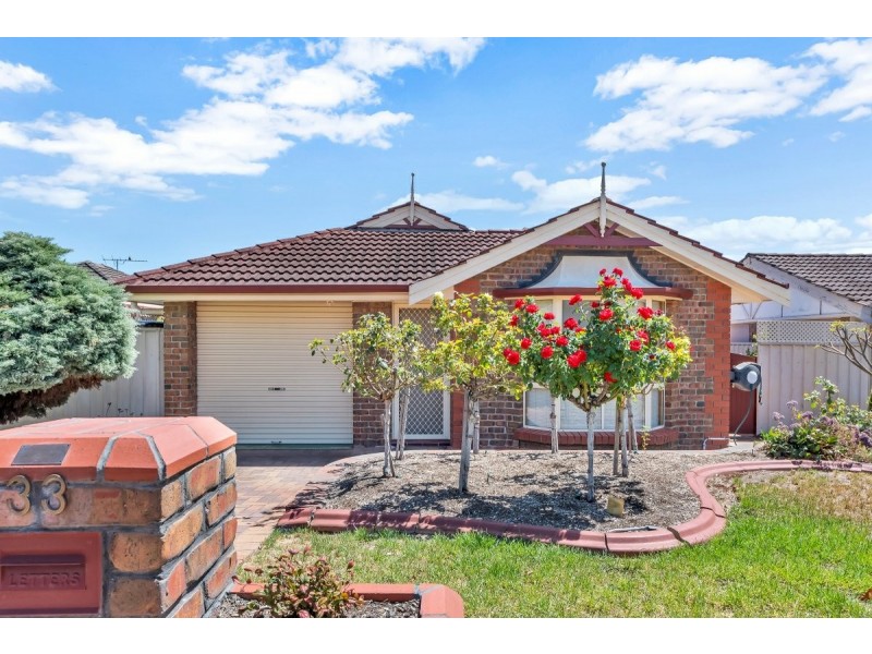 33 Martinique Drive, Seaford Rise SA 5169