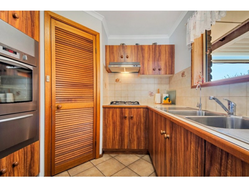 33 Martinique Drive, Seaford Rise SA 5169