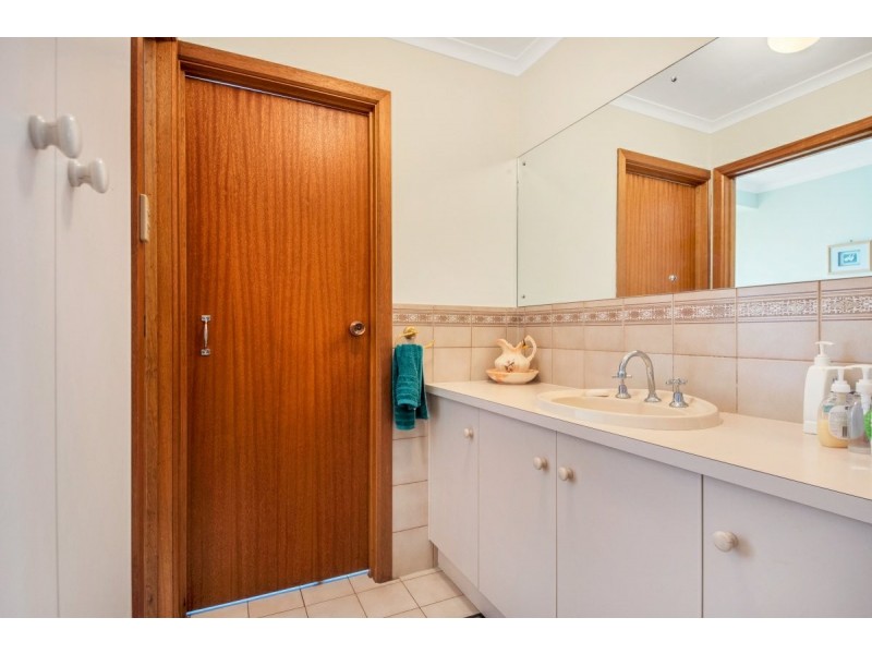 33 Martinique Drive, Seaford Rise SA 5169