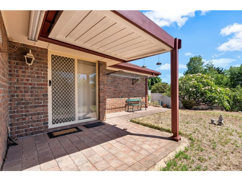 33 Martinique Drive, Seaford Rise SA 5169