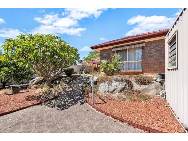 33 Martinique Drive, Seaford Rise SA 5169