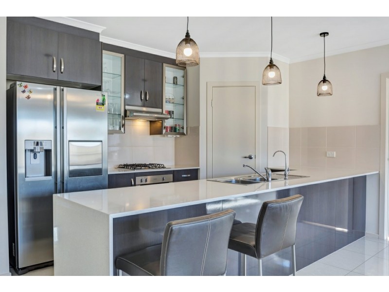 4 Columba Street, Christie Downs SA 5164