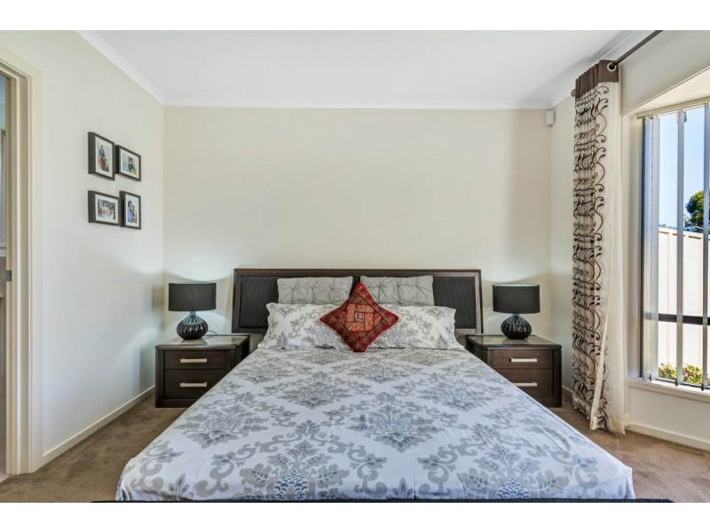 4 Columba Street, Christie Downs SA 5164