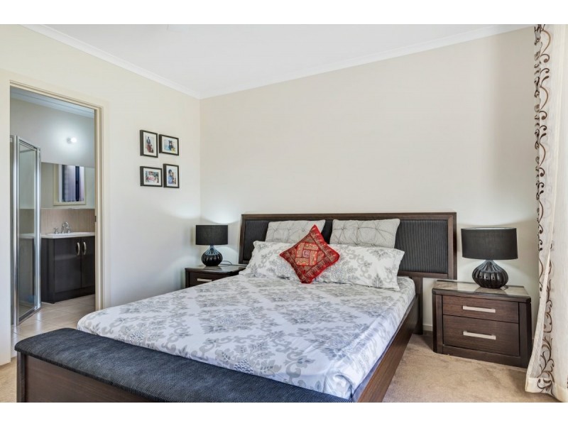 4 Columba Street, Christie Downs SA 5164