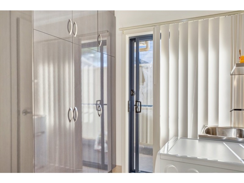 4 Columba Street, Christie Downs SA 5164