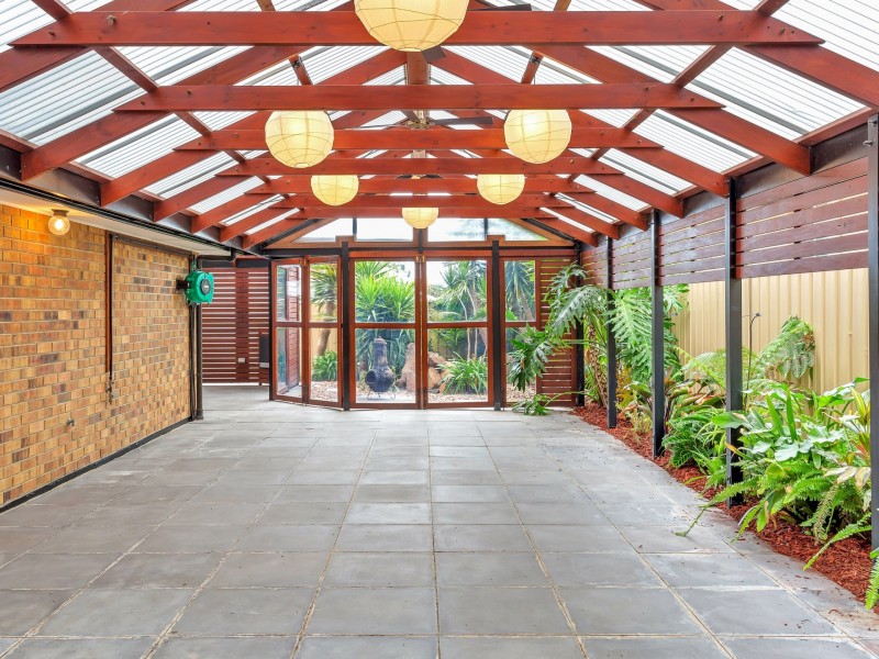 24 Halcyon Cct, Aldinga Beach SA 5173