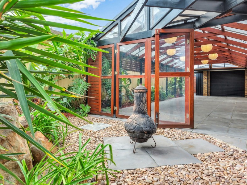 24 Halcyon Cct, Aldinga Beach SA 5173