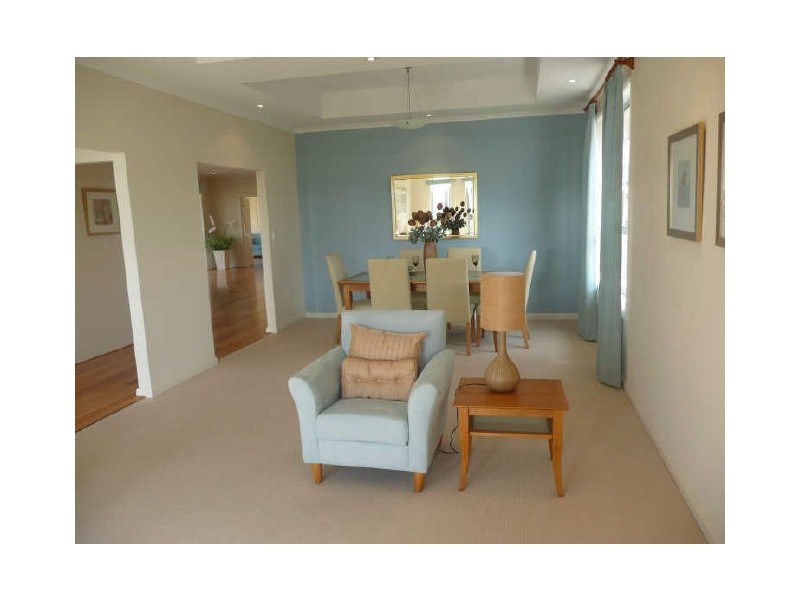 10 Nicholl Avenue, Aldinga Beach SA 5173