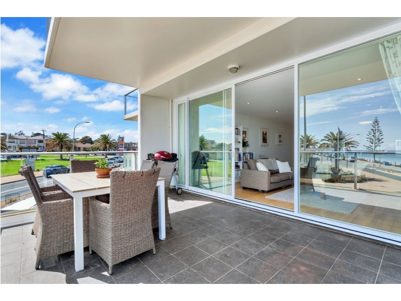 105/50 Esplanade, Christies Beach SA 5165