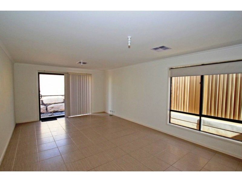 28 Orca Court, Seaford Meadows SA 5169