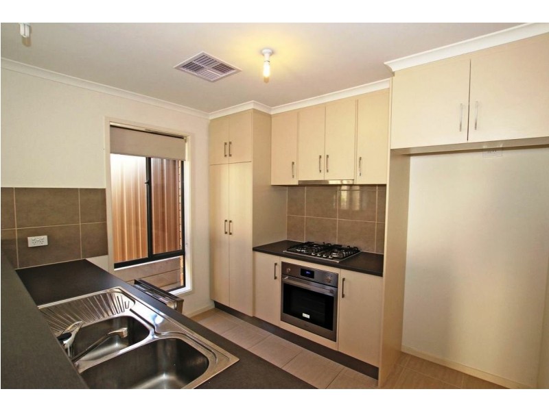 28 Orca Court, Seaford Meadows SA 5169