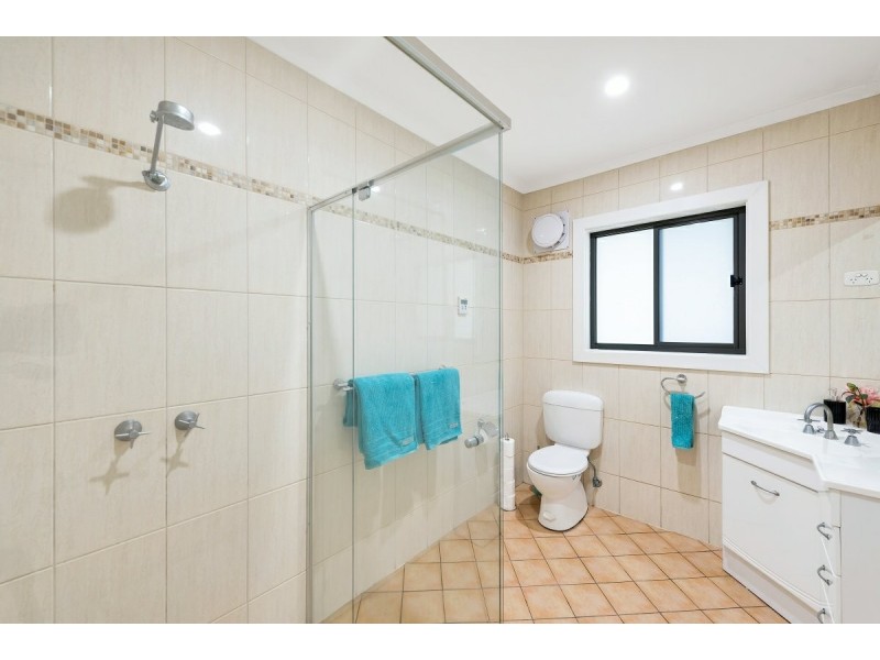 2 Penzance Avenue, Christies Beach SA 5165