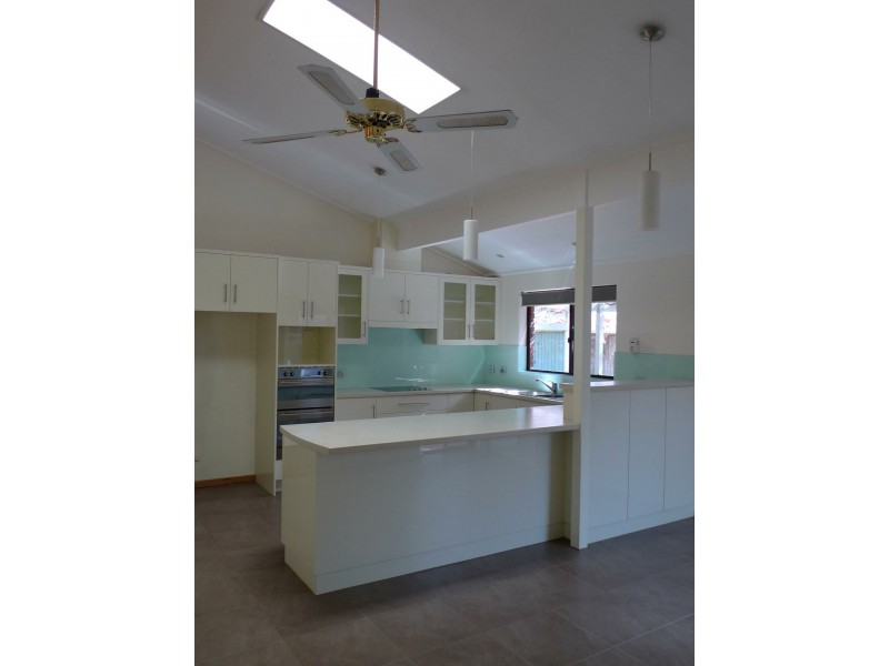 11 Lalina Street, Happy Valley SA 5159