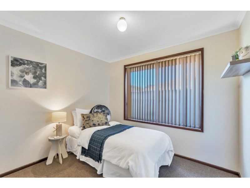 30 Lantern Drive, Seaford Rise SA 5169