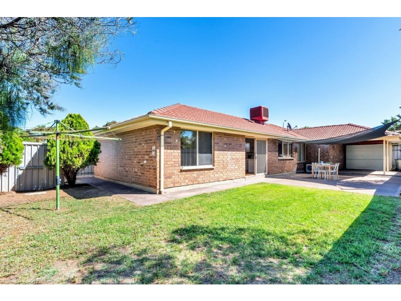 30 Lantern Drive, Seaford Rise SA 5169
