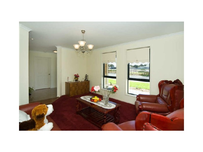 6 Casuarina Avenue, Aldinga Beach SA 5173