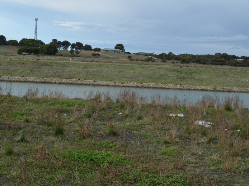 94 Blanche Parade, Hindmarsh Island SA 5214