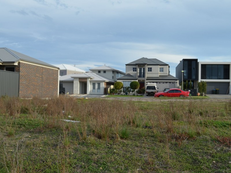 94 Blanche Parade, Hindmarsh Island SA 5214