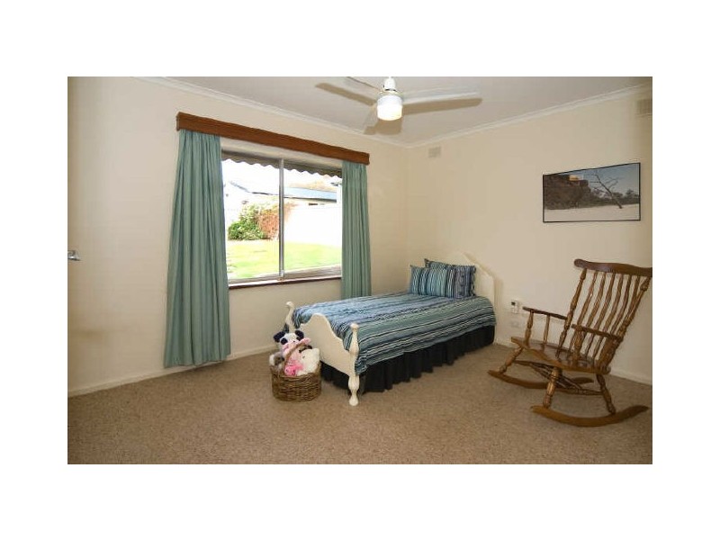 33 Seabreeze Crescent, Maslin Beach SA 5170