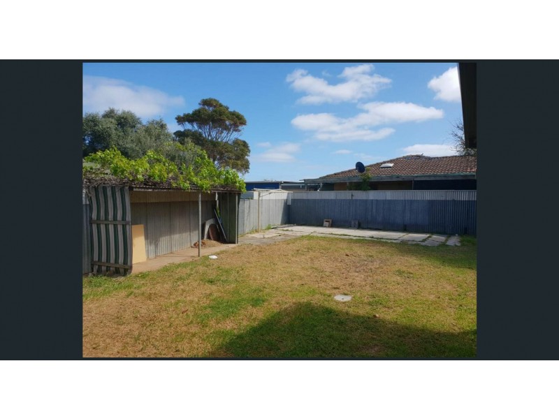 1 Helmsman Tce, Seaford SA 5169