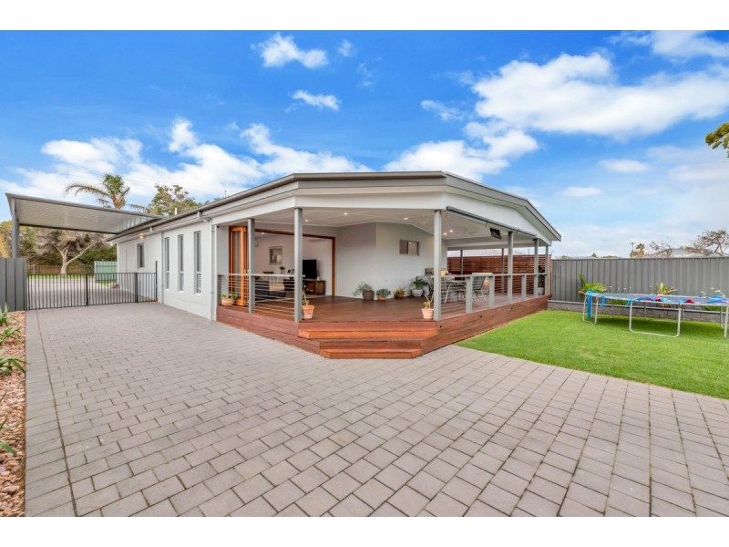 8 Storey Avenue, Aldinga Beach SA 5173
