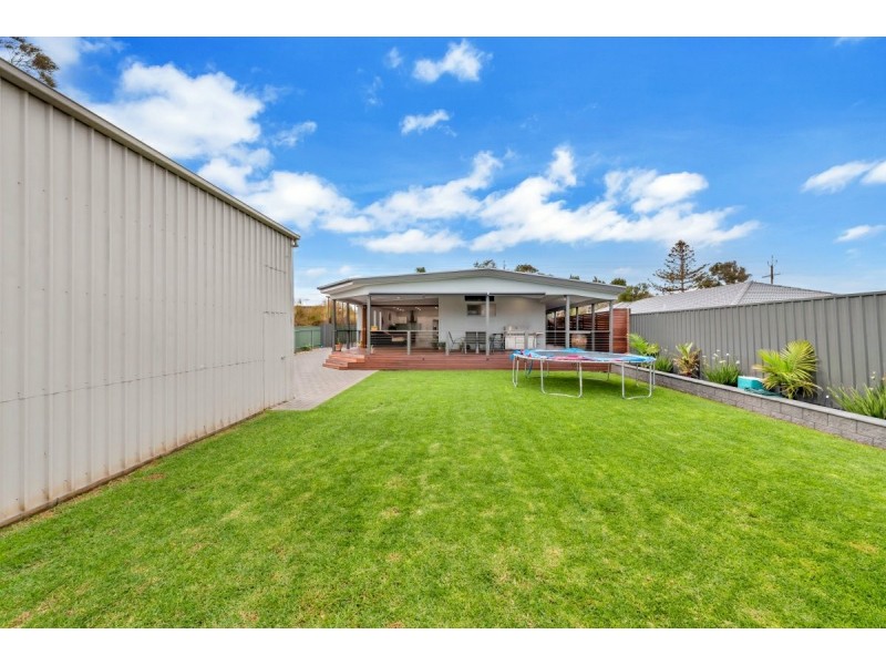 8 Storey Avenue, Aldinga Beach SA 5173