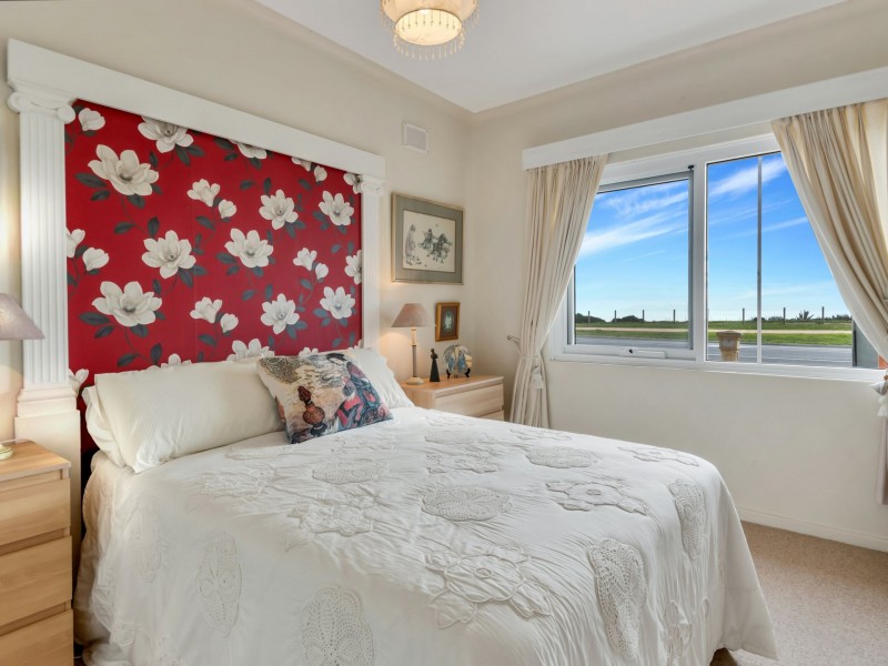 73 Esplanade, Aldinga Beach SA 5173