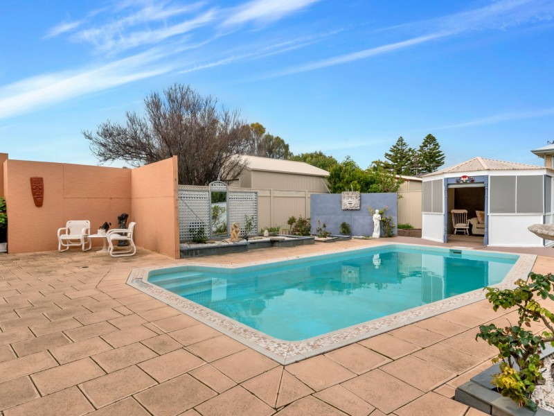 73 Esplanade, Aldinga Beach SA 5173