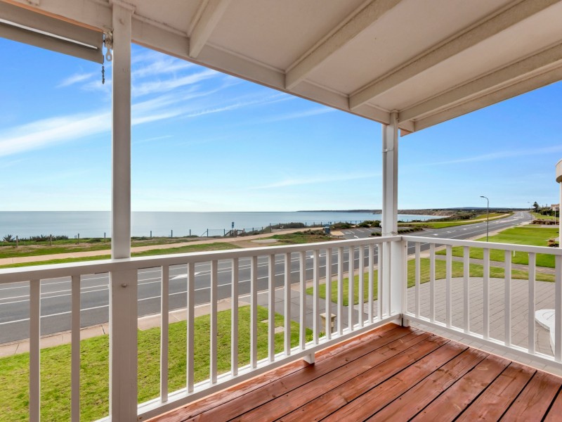 73 Esplanade, Aldinga Beach SA 5173