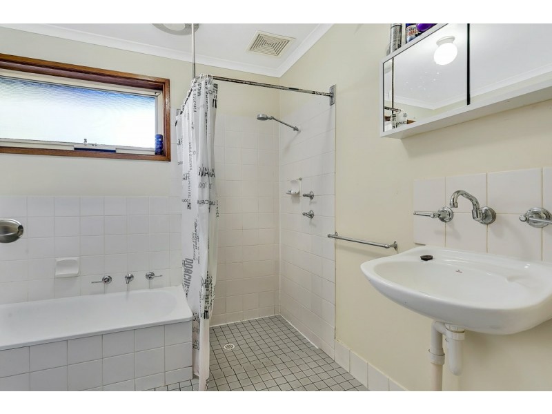 27 Candy Road, O’halloran Hill SA 5158