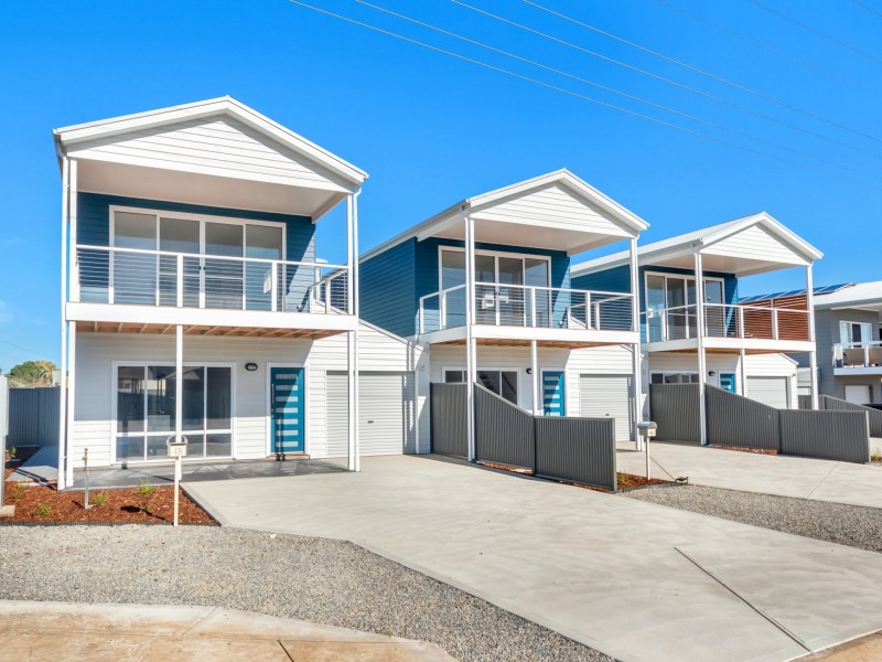 4, 4A, 4B Butterworth Road, Aldinga Beach SA 5173